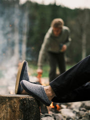Tommy Bahama | OluKai® Hāmani Hulu Felt Mules / Graphite