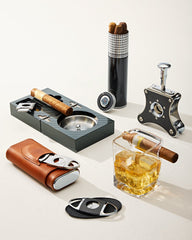 Tommy Bahama | Ashton 3-Cigar Leather Case and Cutter / Brown