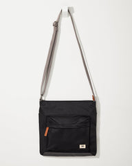 Tommy Bahama | Kennington Black Crossbody / Black