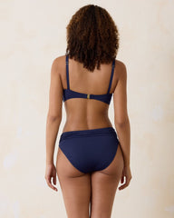 Tommy Bahama | Pearl Underwire Wrap-Front Bikini Top / Mare Navy