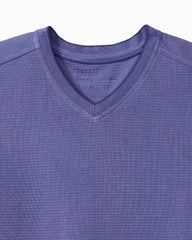 Tommy Bahama | Coastal Crest IslandZone® V-Neck Shirt / Deep Ultramarine