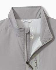 Tommy Bahama | Ocean Driver Performance Vest / Bala Shark