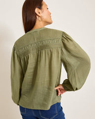 Tommy Bahama | Palm Breeze Pintuck Blouse / Tea Leaf