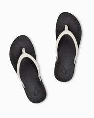 Tommy Bahama | OluKai® Puawe Sandals / White