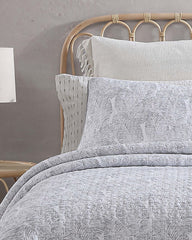 Tommy Bahama | Water Leaves 3-Piece Full/Queen Quilt Set / Grey