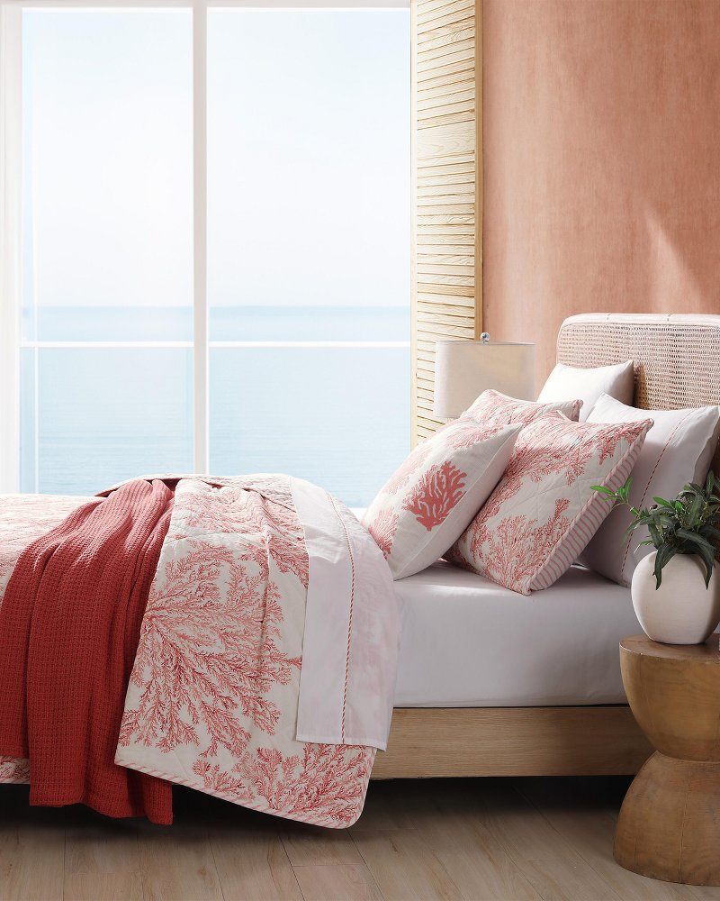 Tommy Bahama | Coral Garden Reversible 3-Piece Full/Queen Quilt Set / Orange