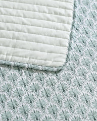 Tommy Bahama | Coastal Batik 3-Piece Full/Queen Quilt Set / Spring Green
