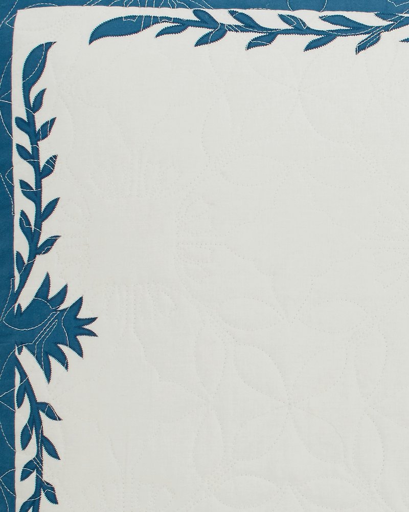 Tommy Bahama | Aloha Pineapple Standard Sham / Blue