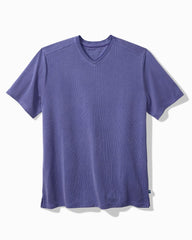Tommy Bahama | Coastal Crest IslandZone® V-Neck Shirt / Deep Ultramarine
