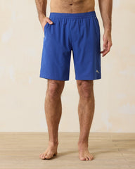 Tommy Bahama | Monterey Coast Hybrid IslandZone® 9-Inch Shorts / Cobalt Haze