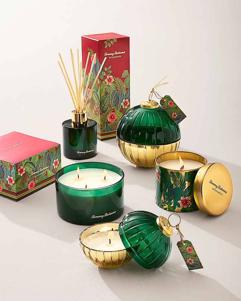 Tommy Bahama | Evergreen 3-oz. Etched Ornament Candle / Evergreen